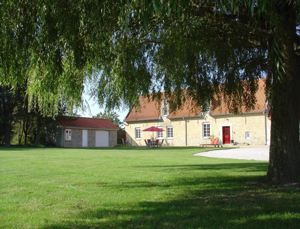 La Haute Muraille Bed and Breakfast Saint-Folquin Exterior foto